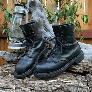 Red wing steel toe boots great condition size 9